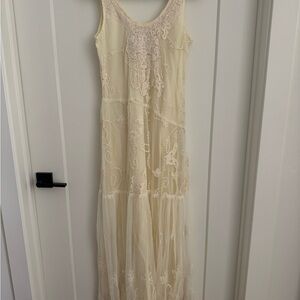 T Party Fashion Cream Lace Maxi Dress